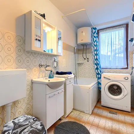 Holiday Nadija - Pul428 By Interhome *