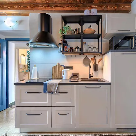 Holiday home Holiday Nadija - Pul428 By Interhome
